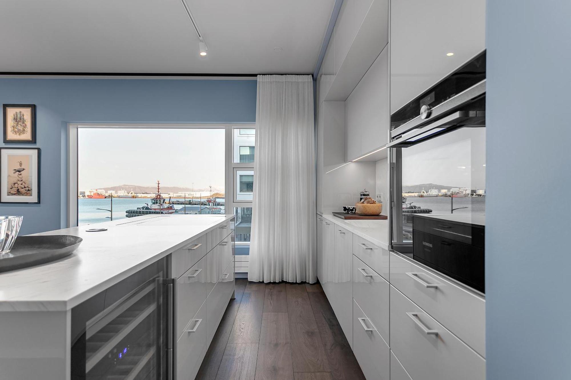 Sunny Central Reykjavik Apartment - Harbour View Exterior photo